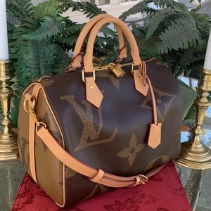 ❤️❤️BRAND NEW/TRADE LV GIANT REVERSE MGM SPEEDY30